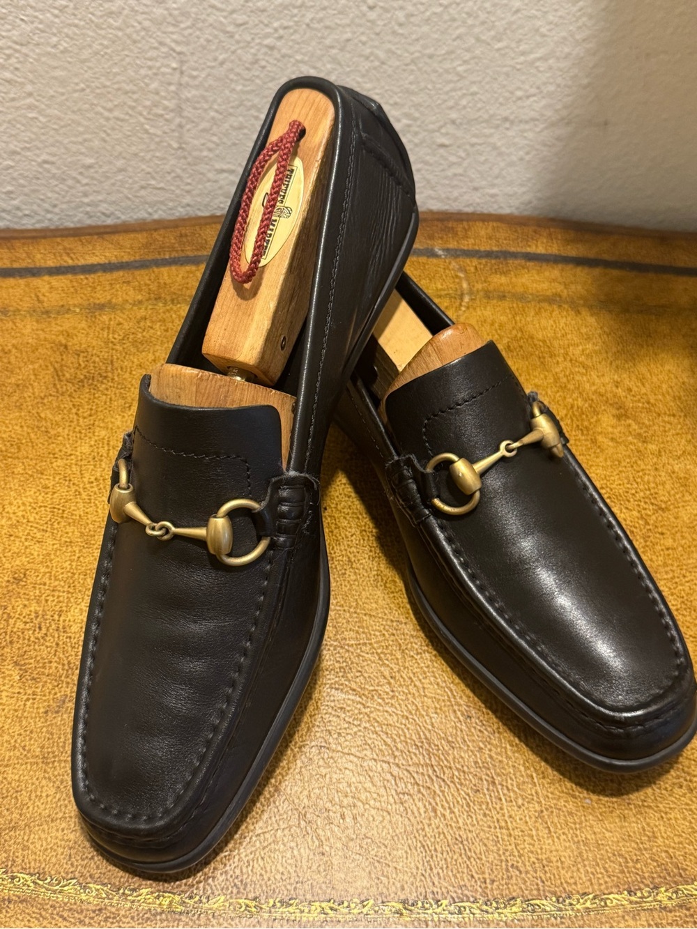 Gucci Women’s Black Leather Horsebit Driving Loafers Made in Italy Size 9.5 B